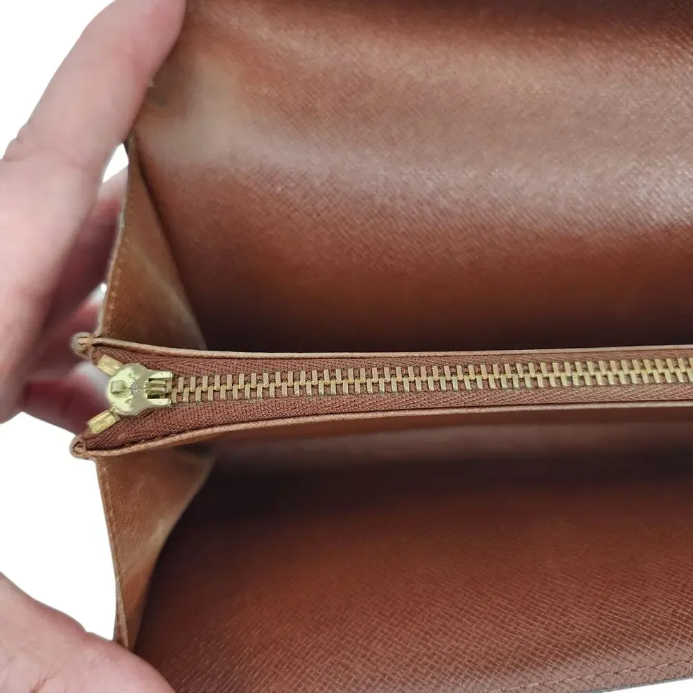 Louis Vuitton Brown Monogram Sarah Leather Long Snap Wallet Interior Zip Pocket